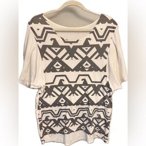 LA Made Geometric Patterned Gray and White Women's Top